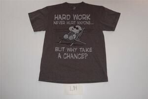 Peanuts Snoopy TShirt Size Medium Hard Work Never Hurt -0214L84